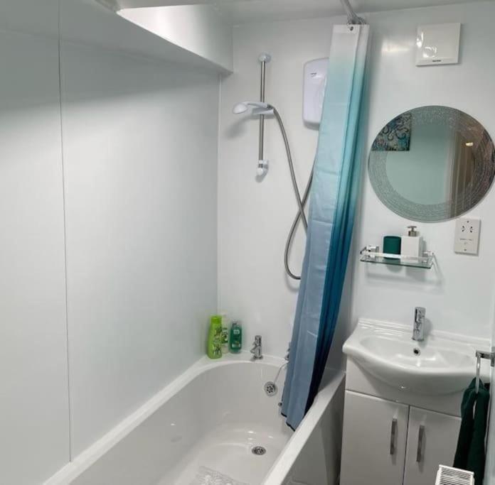 Turtle Dove Apartment Оксфорд Экстерьер фото